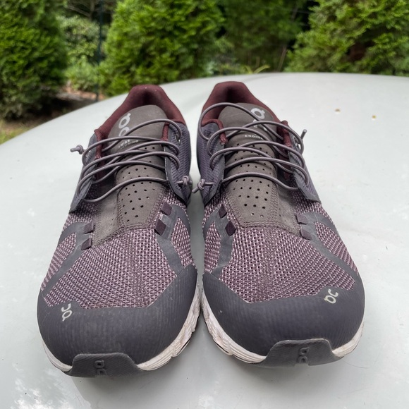 On Cloud Running Shoes Size 11 Men’s - Picture 7 of 15